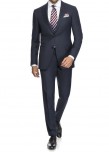 Costum business sau pentru evenimente non black tie, cu rever ascutit, inchidere la doi nasturi si buzunare drepte cu flasuri